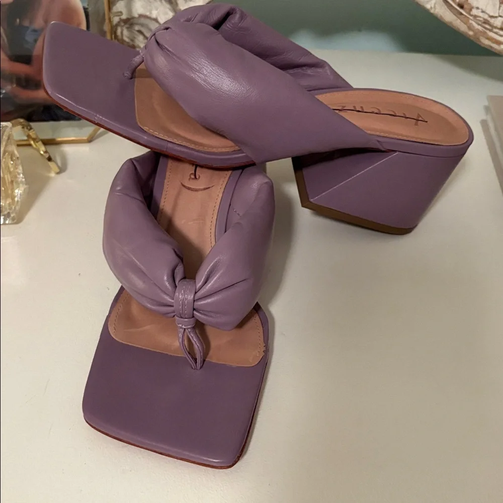 Vicenza Purple Heeled Sandals - Picture 3 of 7